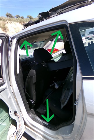 Goma Contorno Puerta Trasera Izquierda