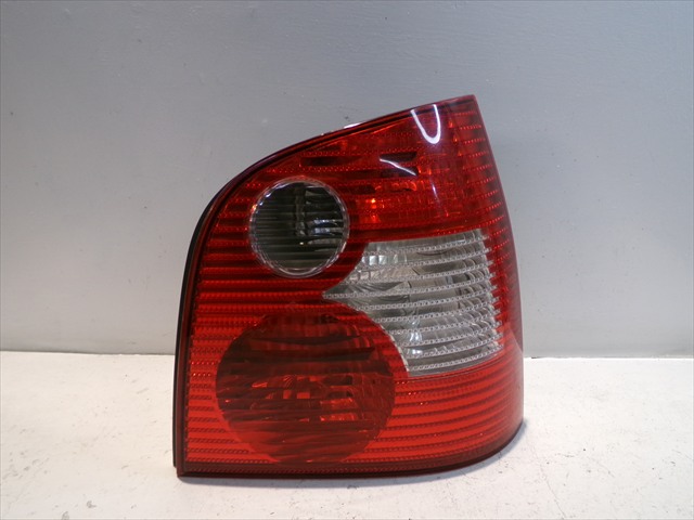 Piloto Trasera Derecho