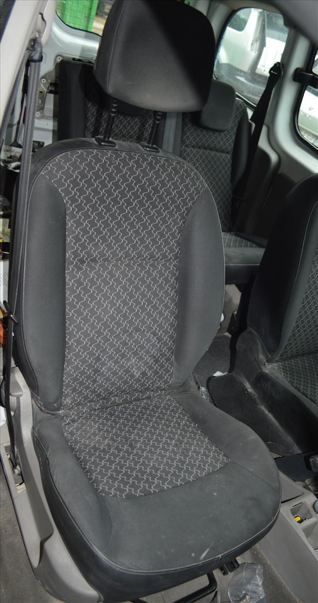 Asiento Delantero Derecho