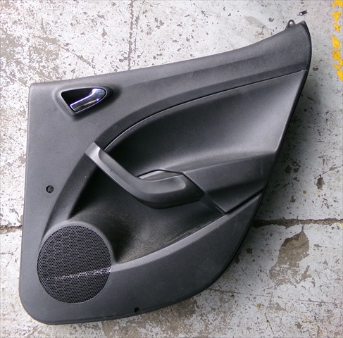 Guarnecido Trasero Derecho