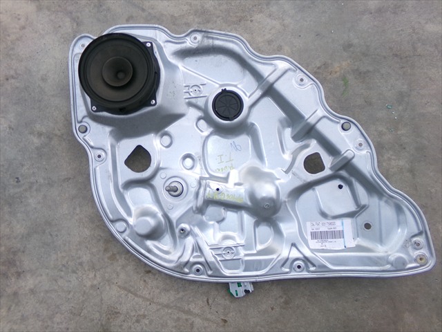 Elevalunas Manual Trasero Izquierdo