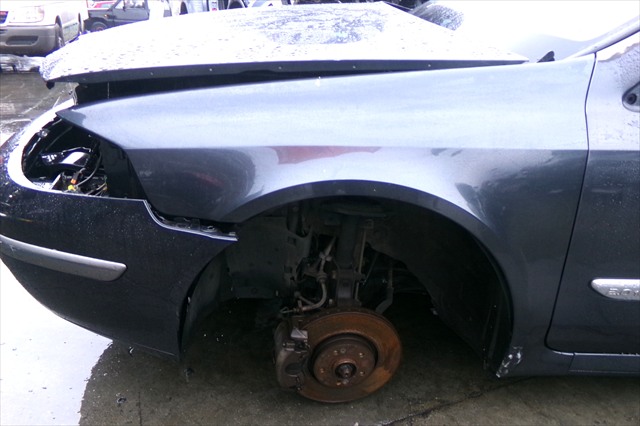 Aleta Delantera Izquierda