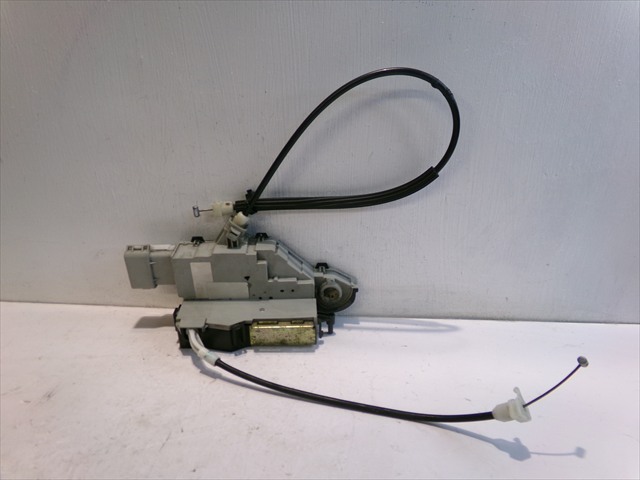 Cerradura Delantero Izquierda