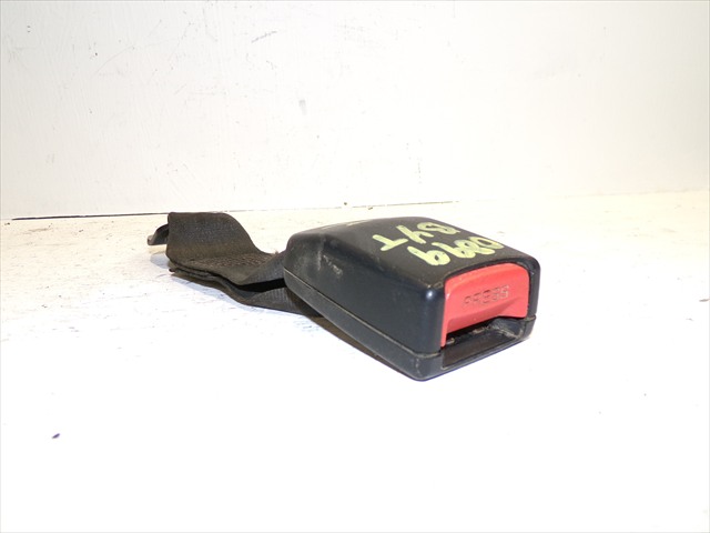 Enganche Cinturon Trasero Izquierdo