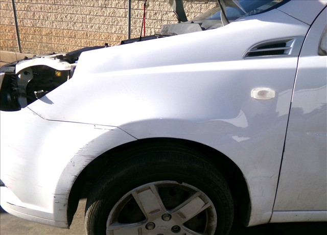 Aleta Delantera Izquierda