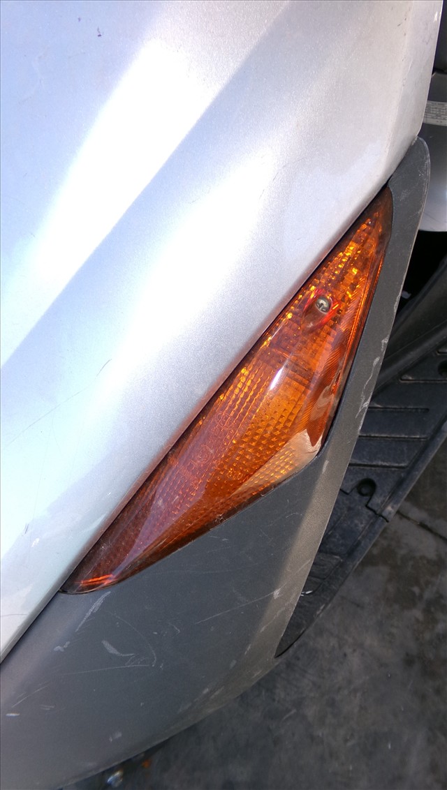 Intermitente Delantero Izquierdo