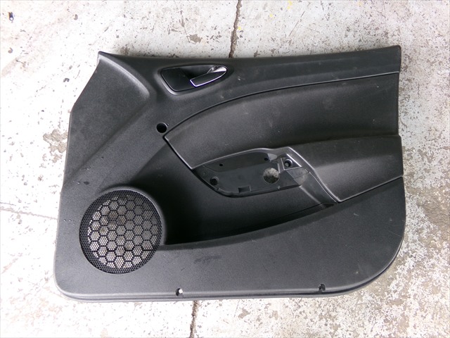 Guarnecido Delantero Derecho