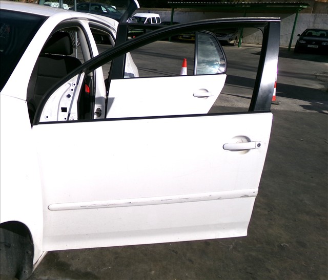 Puerta Delantera Izquierda