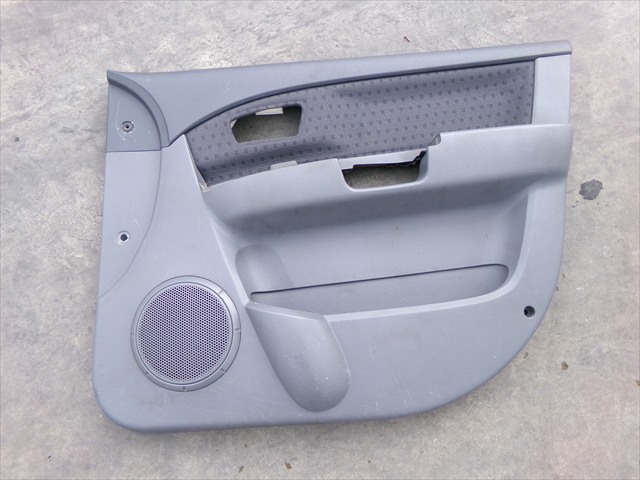 Guarnecido Delantero Derecho