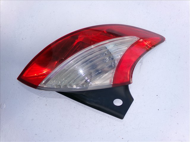 Piloto Trasera Izquierda