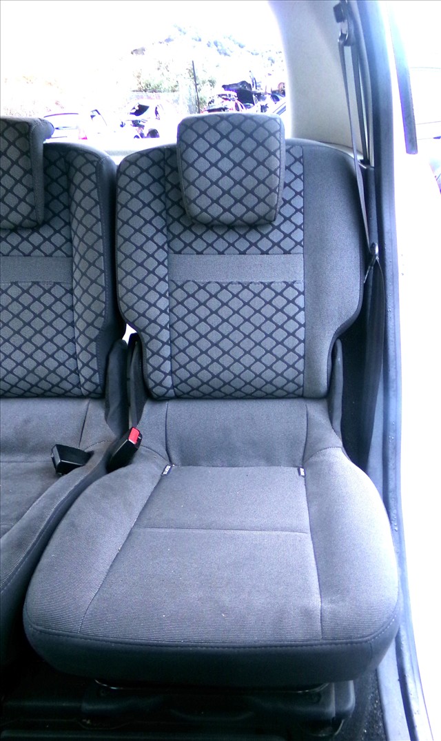 Asiento Trasero Izquierdo