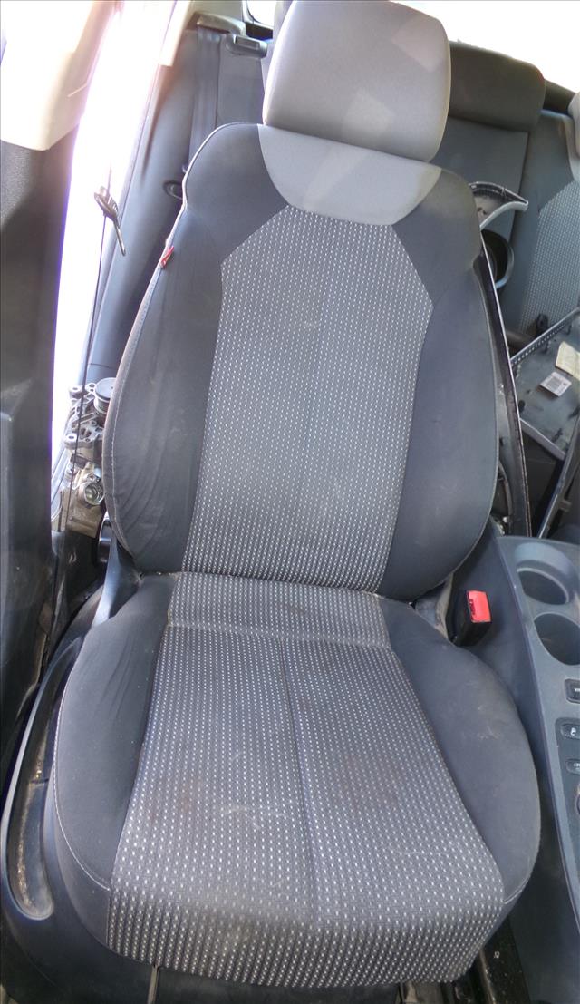 Asiento Delantero Derecho