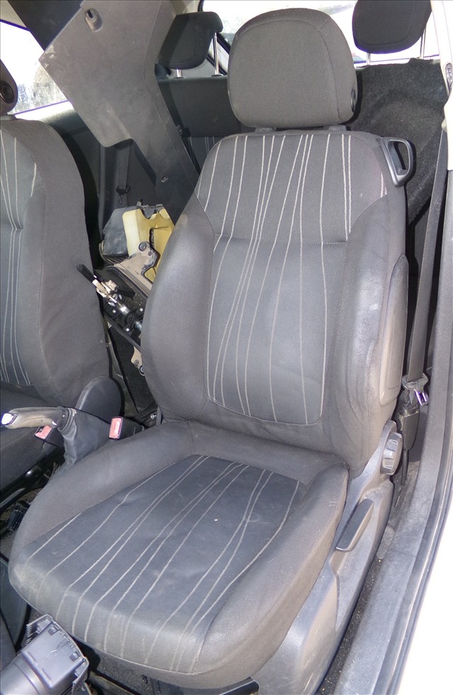 Asiento Delantero Izquierdo