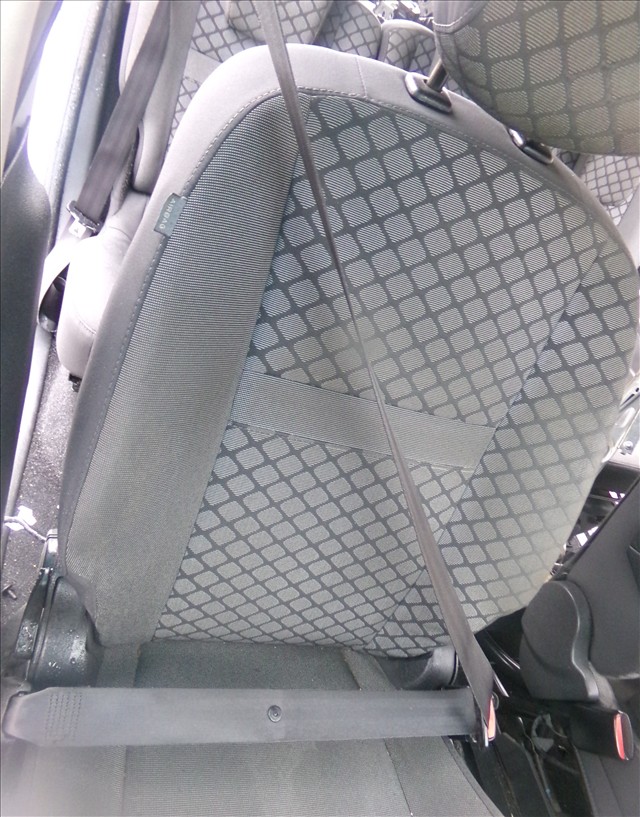 Cinturon Delantero Derecho