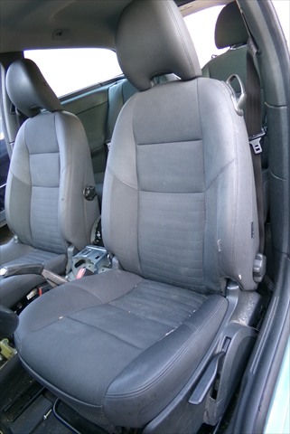 Asiento Delantero Izquierdo