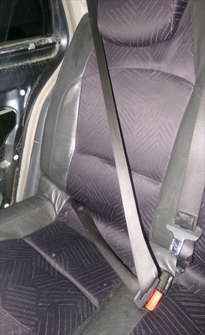 Cinturon Trasero Derecho