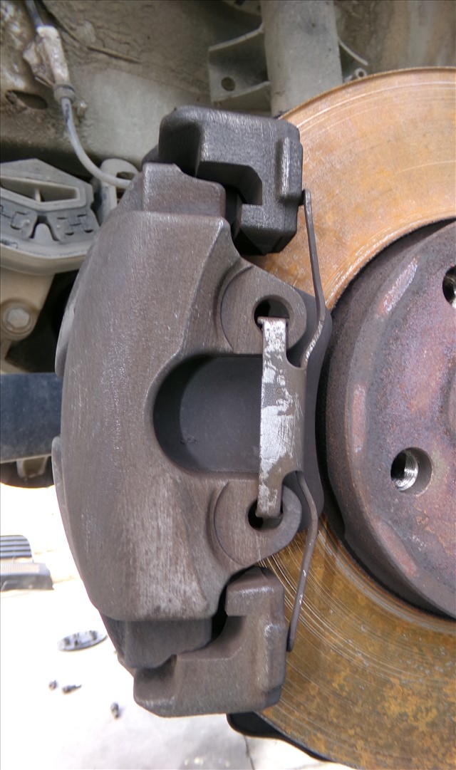 Pinza de Freno Delantera Izquierda