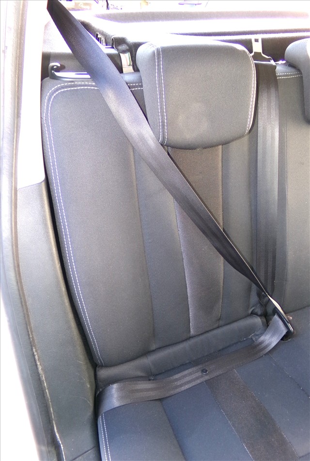 Cinturon Trasero Derecho