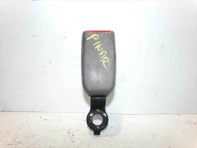 Enganche Cinturon Delantero Derecho