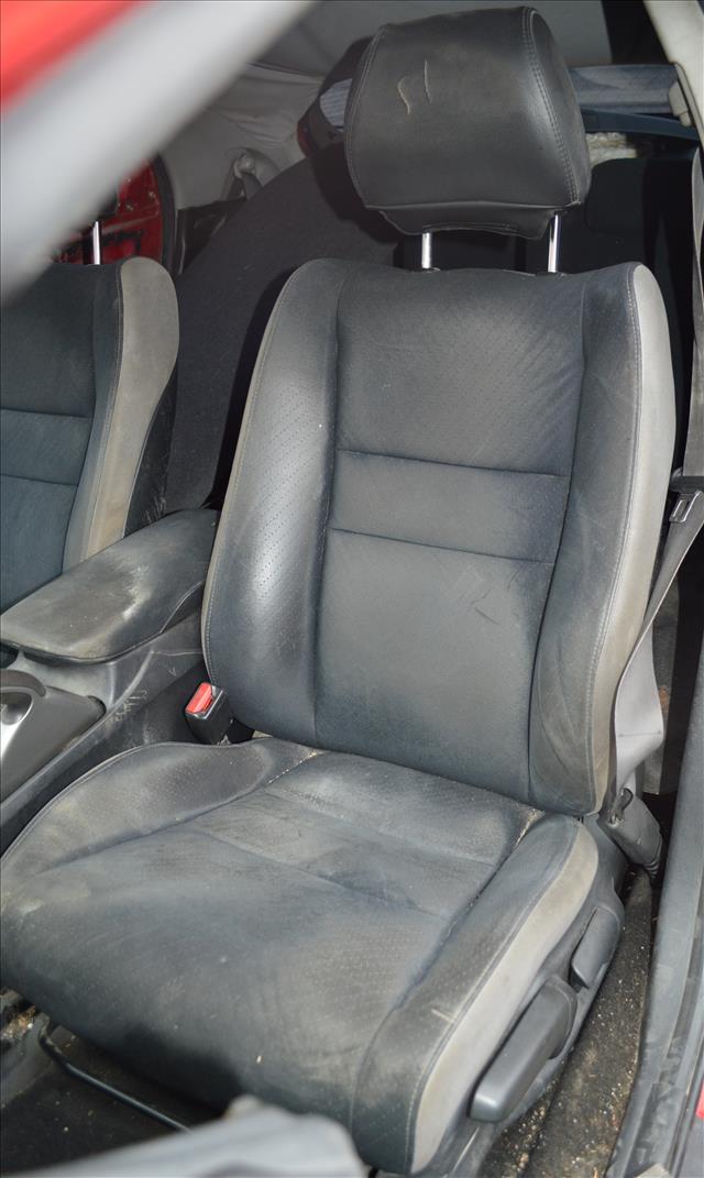 Asiento Delantero Izquierdo