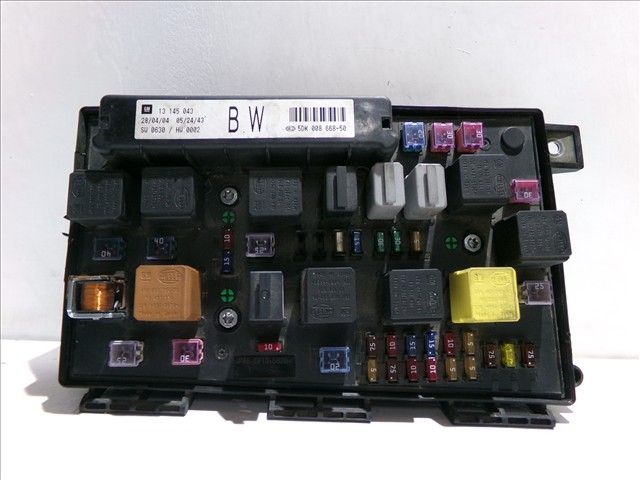 Caja Reles y Fusibles