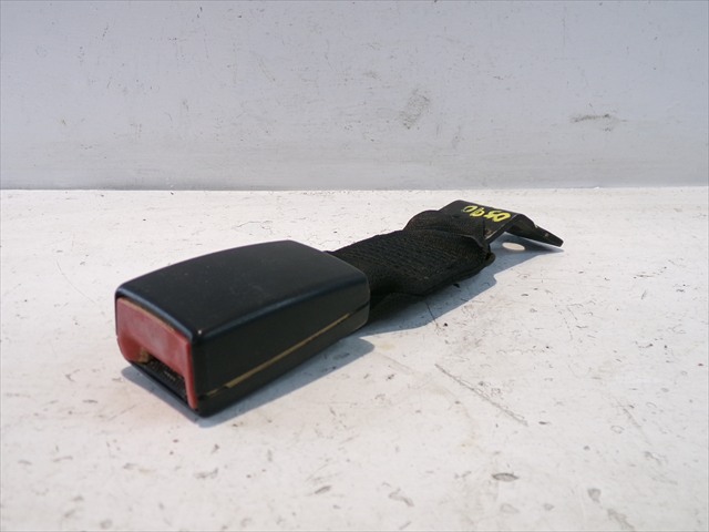 Enganche Cinturon Trasero Izquierdo