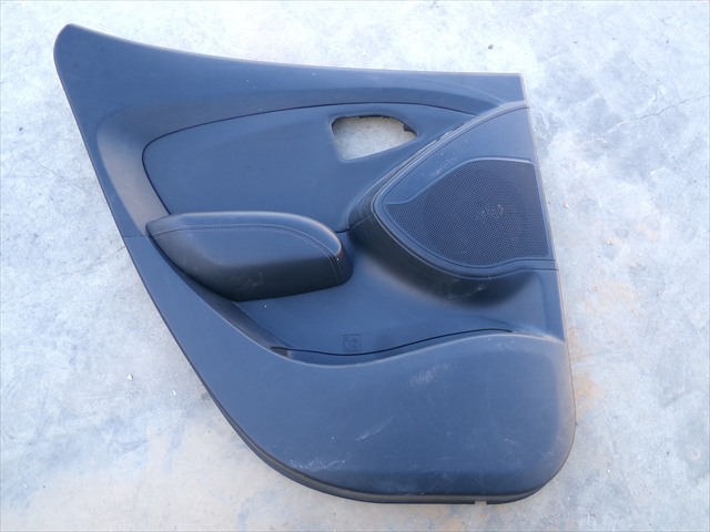 Guarnecido Trasero Izquierdo