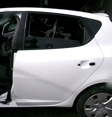 Puerta Trasera Izquierda