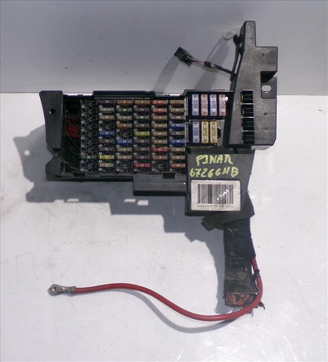Caja Reles y Fusibles