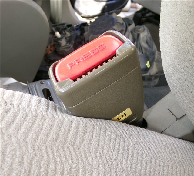 Enganche Cinturon Delantero Izquierdo