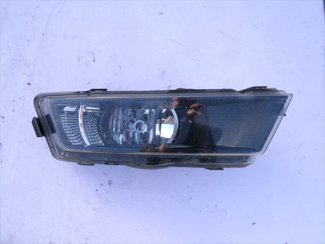 Faro Antiniebla Derecho