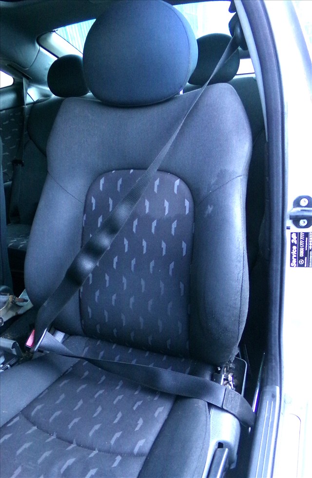 Cinturon Delantero Izquierdo