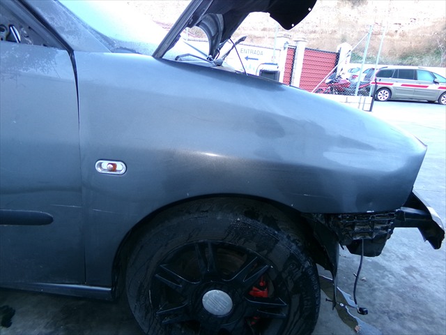 Aleta Delantera Derecha