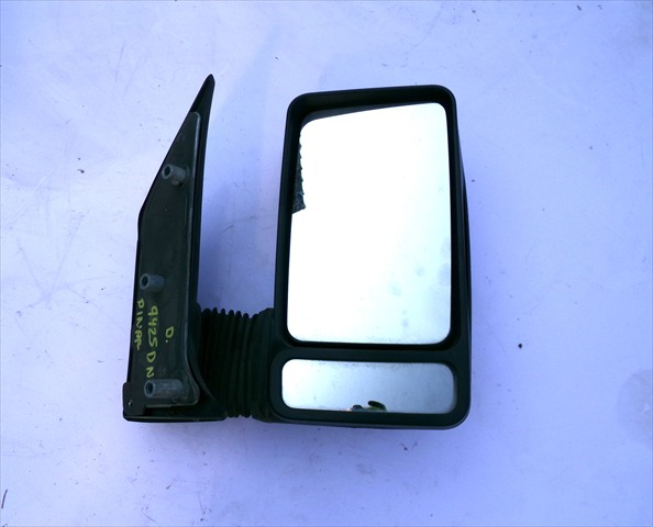 Retrovisor Manual Derecho