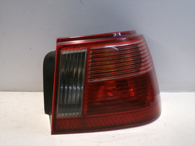 Piloto Trasera Derecho