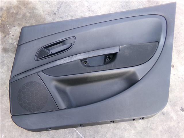 Guarnecido Delantero Derecho