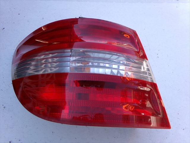 Piloto Trasera Izquierda