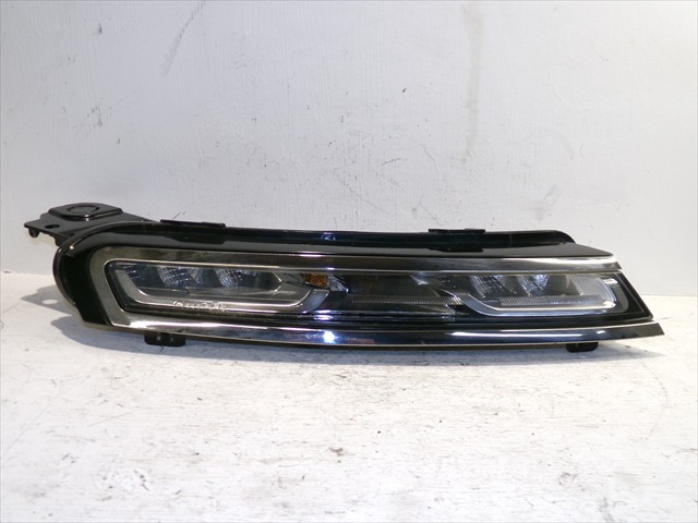 Faro Derecho Luz Diurna