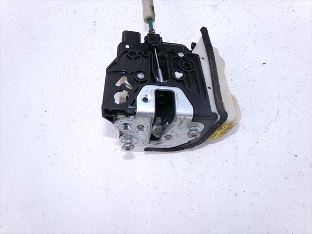 Cerradura Delantero Derecha