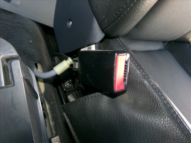 Enganche Cinturon Delantero Izquierdo