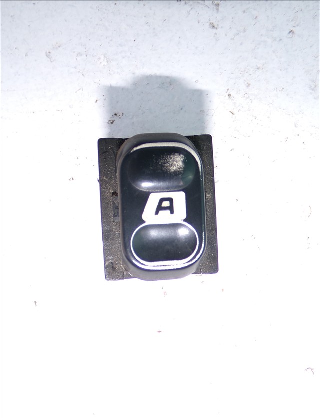 Botonera Elevalunas Delantera Izquierda