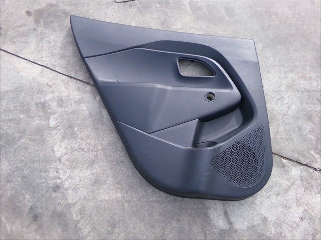 Guarnecido Trasero Izquierdo