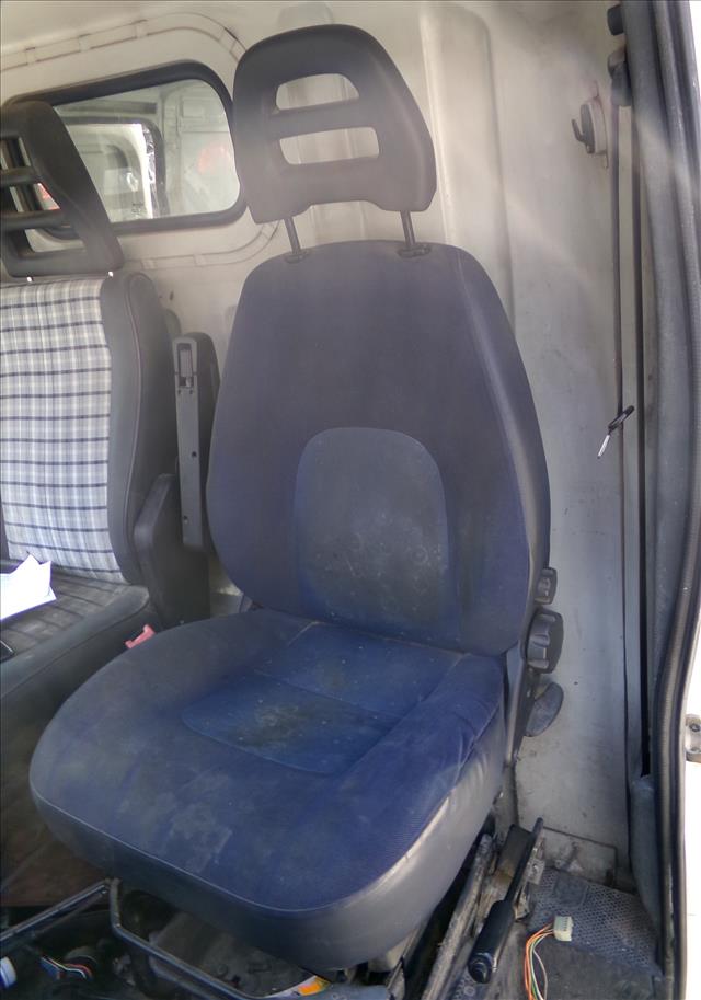 Asiento Delantero Izquierdo