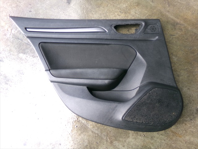 Guarnecido Trasero Izquierdo