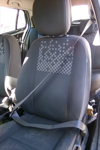 Cinturon Delantero Izquierdo