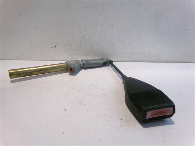 Enganche Cinturon Delantero Izquierdo