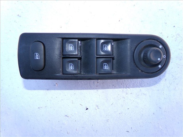 Botonera Elevalunas Delantera Izquierda