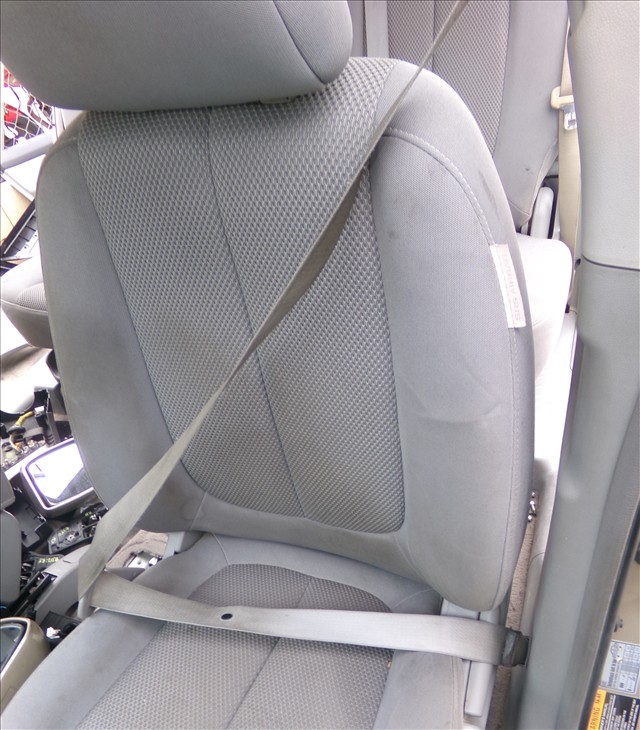 Cinturon Delantero Izquierdo