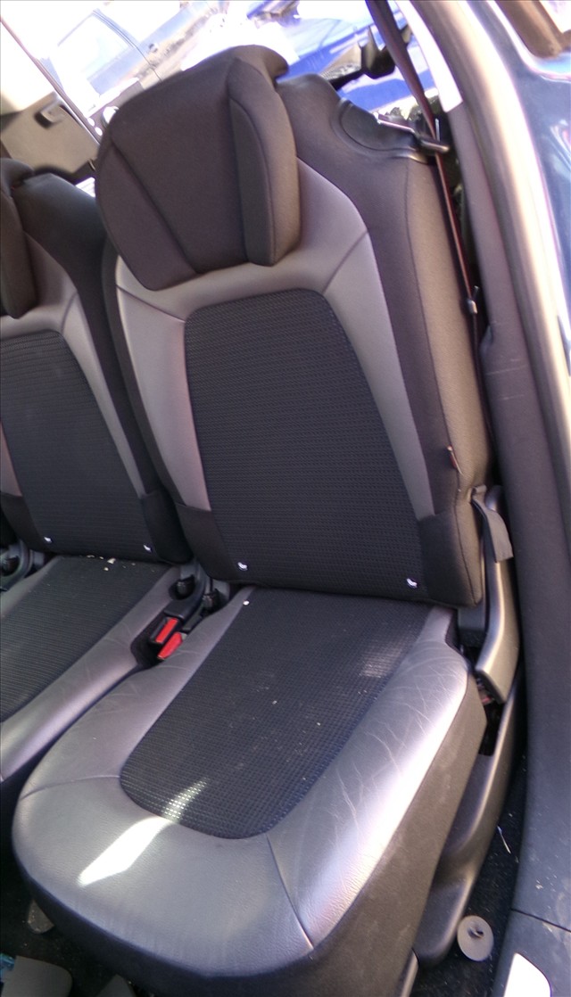 Asiento Trasero Izquierdo