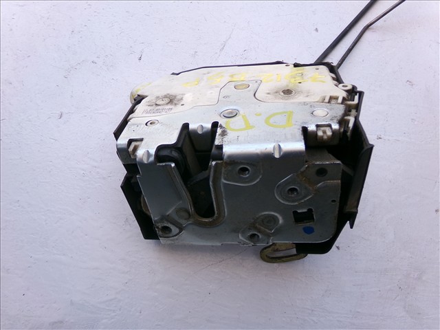 Cerradura Delantero Derecha